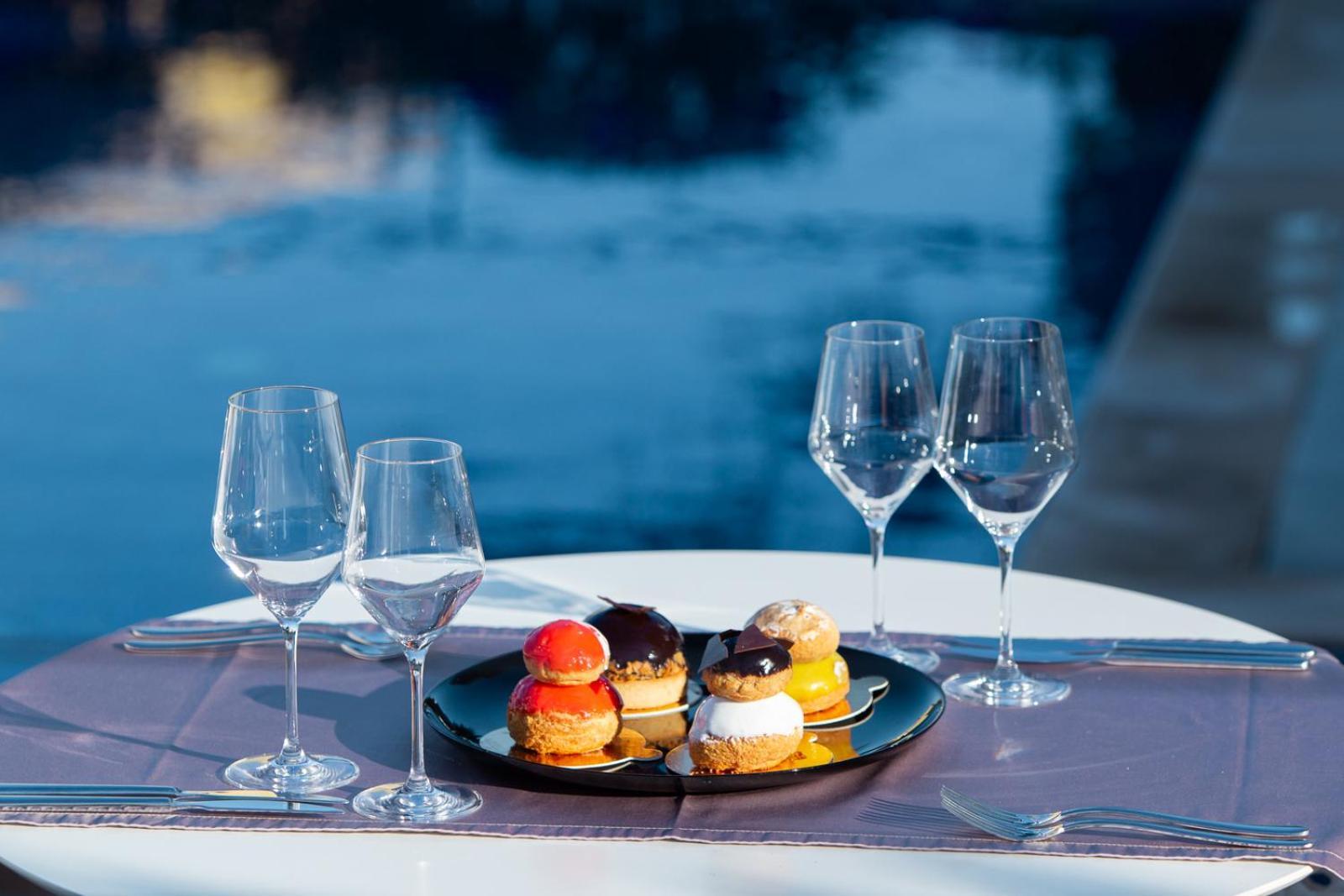 Boutique Hotel Life Рогозница Екстериор снимка