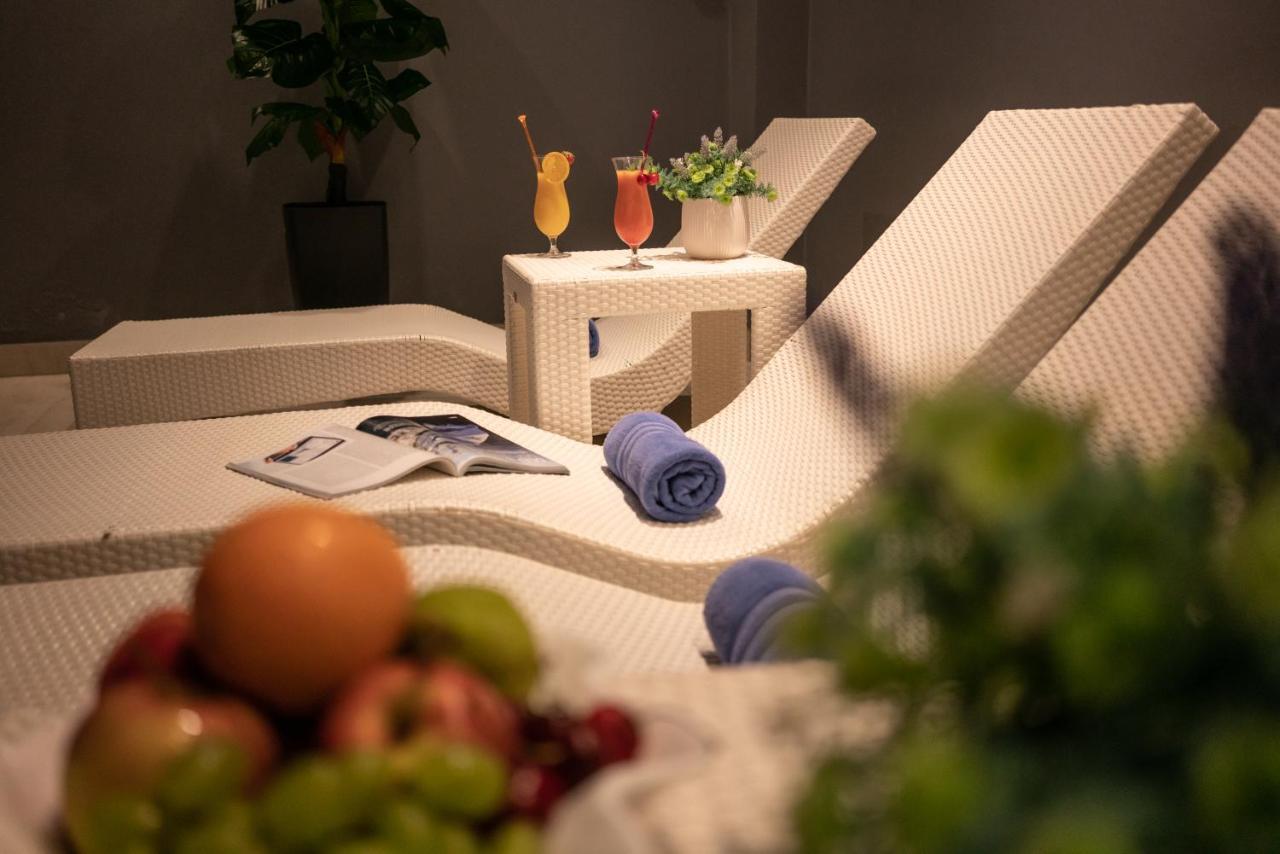 Boutique Hotel Life Рогозница Екстериор снимка
