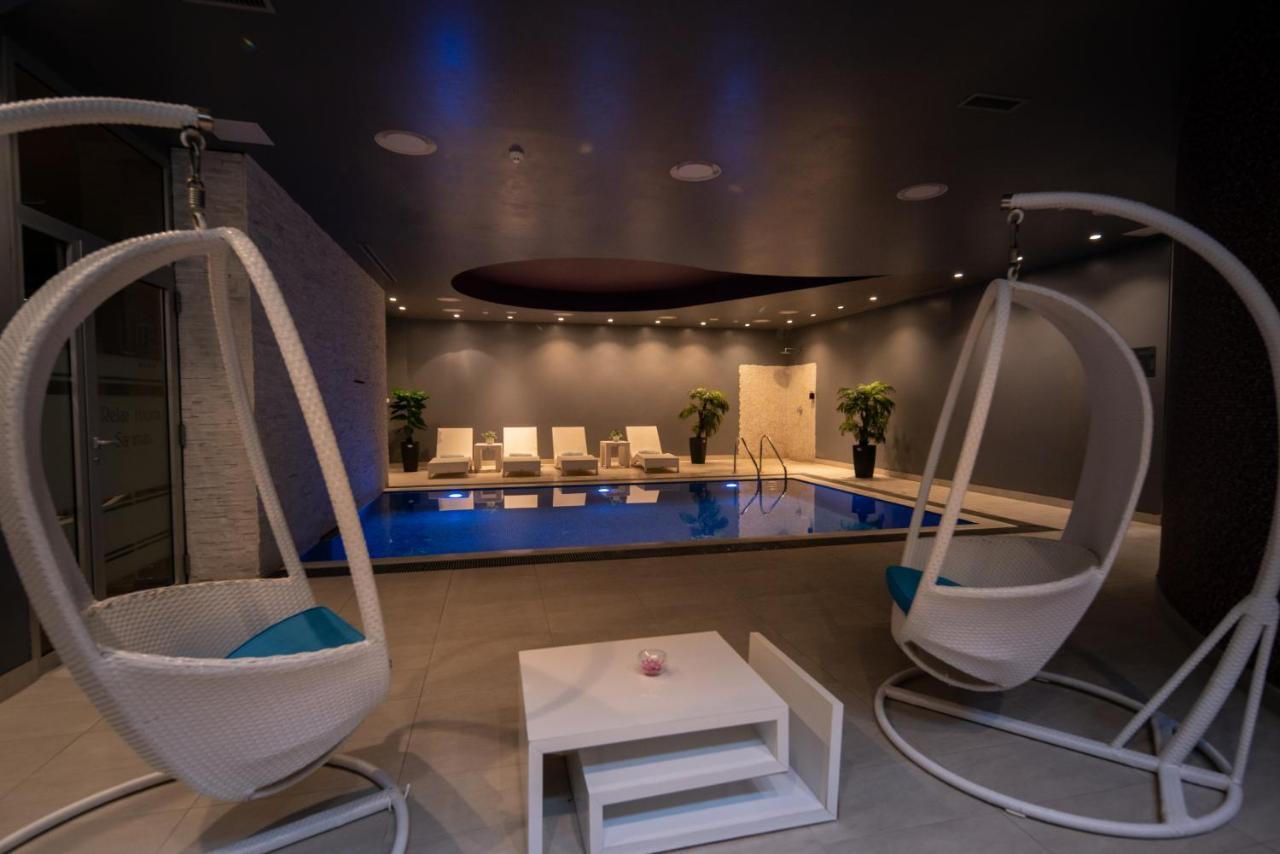 Boutique Hotel Life Рогозница Екстериор снимка
